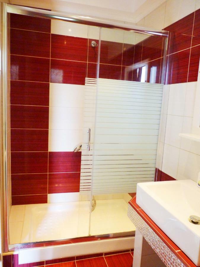 Yannis Apartments Afytos Exterior foto