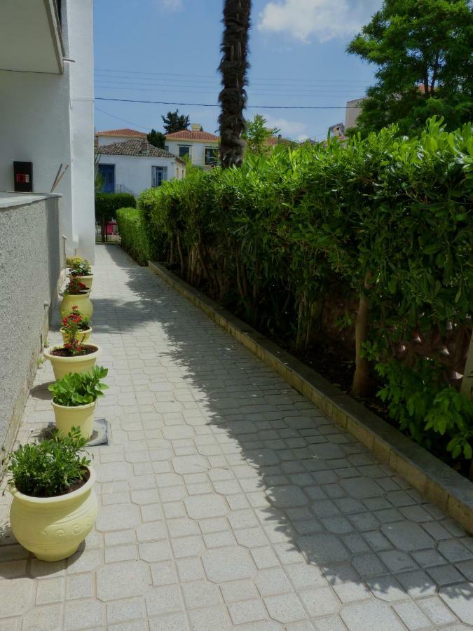 Yannis Apartments Afytos Exterior foto