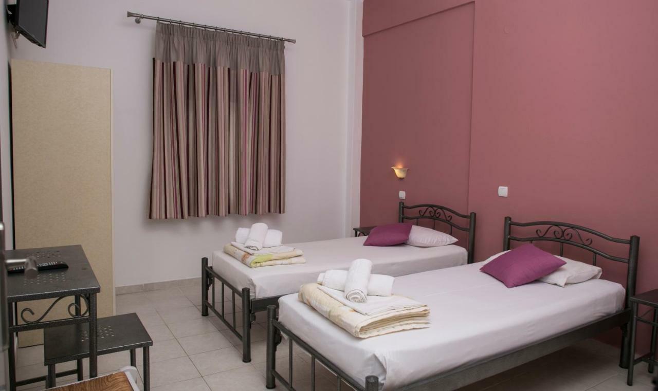 Yannis Apartments Afytos Exterior foto